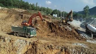 Hàng loạt dự án giao thông giao địa phương chậm tiến độ