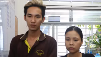 Băng nhóm dụ dỗ thiếu nữ, chụp ảnh khỏa thân rồi khống chế, ép bán dâm