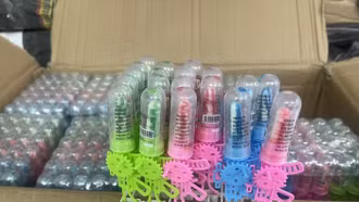 Lào Cai: Thu giữ hơn 5 vạn chiếc kẹo đồ chơi trẻ em không rõ nguồn gốc, xuất xứ