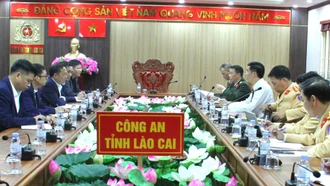 Công an tỉnh và Sở Giao thông vận tải bàn giải pháp đảm bảo trật tự, an toàn giao thông