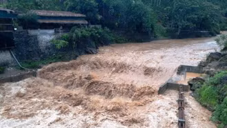 Chủ động các biện pháp phòng, chống, ứng phó với mưa, lũ, dông, lốc, sét, sạt lở đất, đá