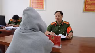 Người phụ nữ sập bẫy lừa đảo hơn 900 triệu đồng