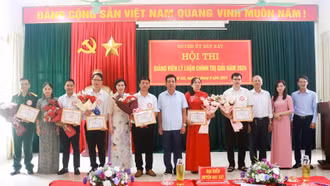 Bát Xát tổ chức Hội thi Giảng viên lý luận chính trị giỏi năm 2024