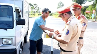 Tạo cơ sở pháp lý về bảo đảm trật tự, an toàn giao thông đường bộ