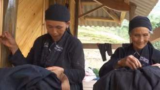 Lào Cai: Hành trình gìn giữ nghề thổ cẩm của người La Chí