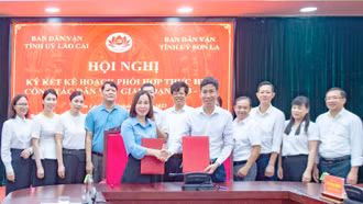 Ban Dân Vận Tỉnh ủy Lào Cai và Ban Dân Vận Tỉnh ủy Sơn La ký kết phối hợp giai đoạn 2023 - 2025