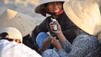 Tăng cường các giải pháp hỗ trợ để người dân không bị 'bỏ rơi' khi tắt sóng 2G