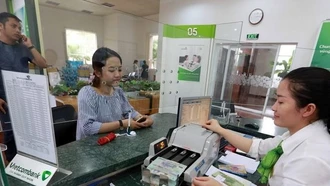 Vietcombank tiếp tục giảm lãi suất cho vay