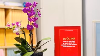 Cuốn sách tiếp tục định hướng cho Quốc hội không ngừng đổi mới và phát triển