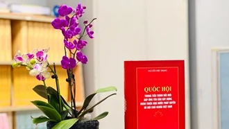 Cuốn sách tiếp tục định hướng cho Quốc hội không ngừng đổi mới và phát triển