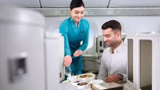 Hàng không mở bán vé ưu đãi Tết Nguyên đán đồng giá 666.000 đồng