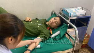 Lào Cai: Hai cán bộ công an xã hiến máu cứu bệnh nhân qua cơn nguy kịch