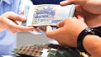 Thủ tướng yêu cầu chi trả đầy đủ lương, thưởng Tết cho người lao động