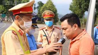 Cao điểm bảo đảm trật tự, an toàn giao thông tết Dương lịch, tết Nguyên đán Giáp Thìn và lễ hội Xuân 2024