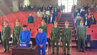 Hơn 14 năm tù cho 2 đối tượng vận chuyển, buôn bán pháo