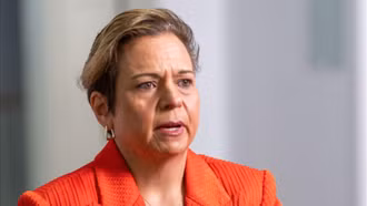 Australia sẽ phạt nặng với các nền tảng không kiểm soát chặt thông tin sai lệch