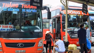 Đề xuất bỏ quy định tuổi tối đa của người lái xe ôtô chở người