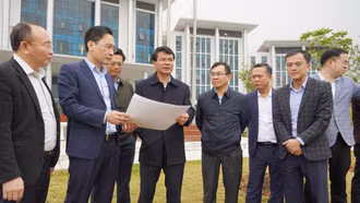 Đồng chí Bí thư Tỉnh ủy Đặng Xuân Phong kiểm tra tại huyện Văn Bàn