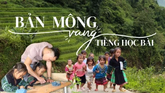 Bản Mông vang tiếng học bài