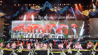 Bí thư Tỉnh ủy Đặng Xuân Phong tham dự tổng duyệt lần 1 Chương trình nghệ thuật Lễ kỷ niệm 120 năm du lịch Sa Pa