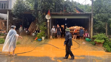 Mưa lớn gây ngập úng, sạt lở tại nhiều địa phương, các lực lượng khẩn trương ứng phó