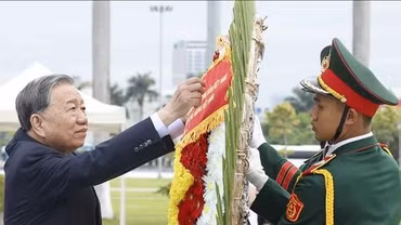 Tổng Bí thư, Chủ tịch nước Tô Lâm dâng hương tưởng niệm các Anh hùng liệt sĩ tại thành phố Đà Nẵng