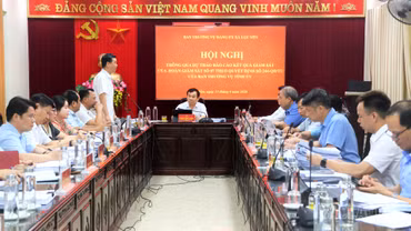 Đoàn giám sát số 7 của Tỉnh ủy Lào Cai làm việc với Đảng ủy xã Lục Yên