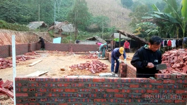 Phong Dụ Thượng mang mùa xuân ấm nghĩa tình đến với người nghèo