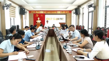 Đoàn giám sát Tỉnh ủy làm việc tại xã Hạnh Phúc