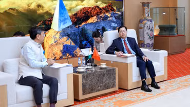 Bí thư Tỉnh ủy Dương Quốc Huy tiếp xã giao và làm việc với Đại sứ Đặc mệnh toàn quyền nước Cộng hòa Ấn Độ tại Việt Nam