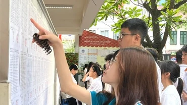 Trung bình mỗi thí sinh đăng ký gần 9 nguyện vọng đại học