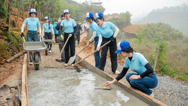 35 thí sinh vòng Chung khảo Hoa hậu Du lịch Việt Nam 2026 chung tay làm đường tại Sa Pa