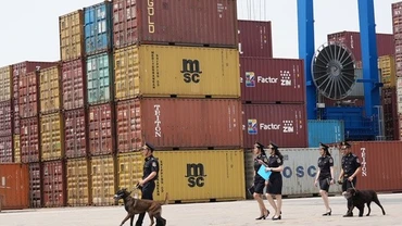 Bộ Xây dựng mở cao điểm chống buôn lậu, gian lận thương mại dịp Tết Bính Ngọ 2026