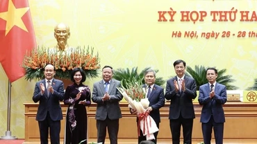 Đồng chí Vũ Đại Thắng được bầu giữ chức vụ Chủ tịch UBND thành phố Hà Nội