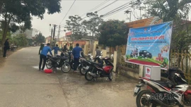 Gần 200 lượt xe được rửa gây quỹ chăm lo Tết cho trẻ em khó khăn phường Cầu Thia