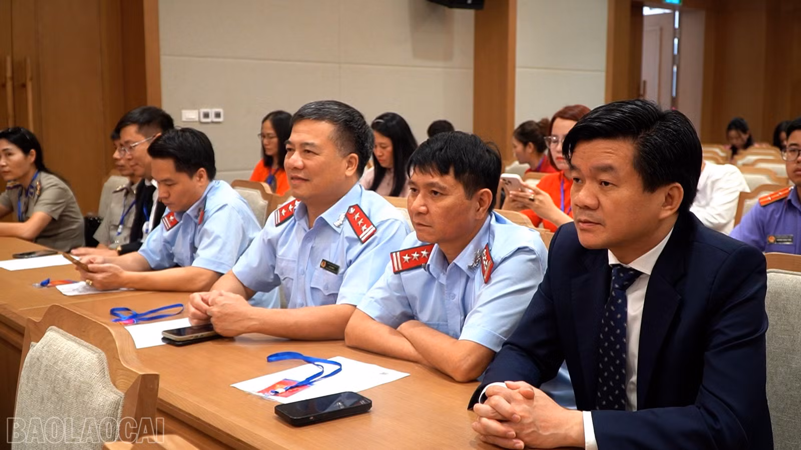 baolaocai-bl_sequence-0500-04-54-16still011.jpg