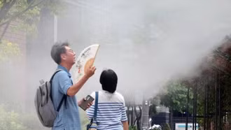 Thế giới phải học cách 'chung sống' với nắng nóng