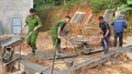 Công an xã Bát Xát khởi công xây nhà cho hộ nghèo