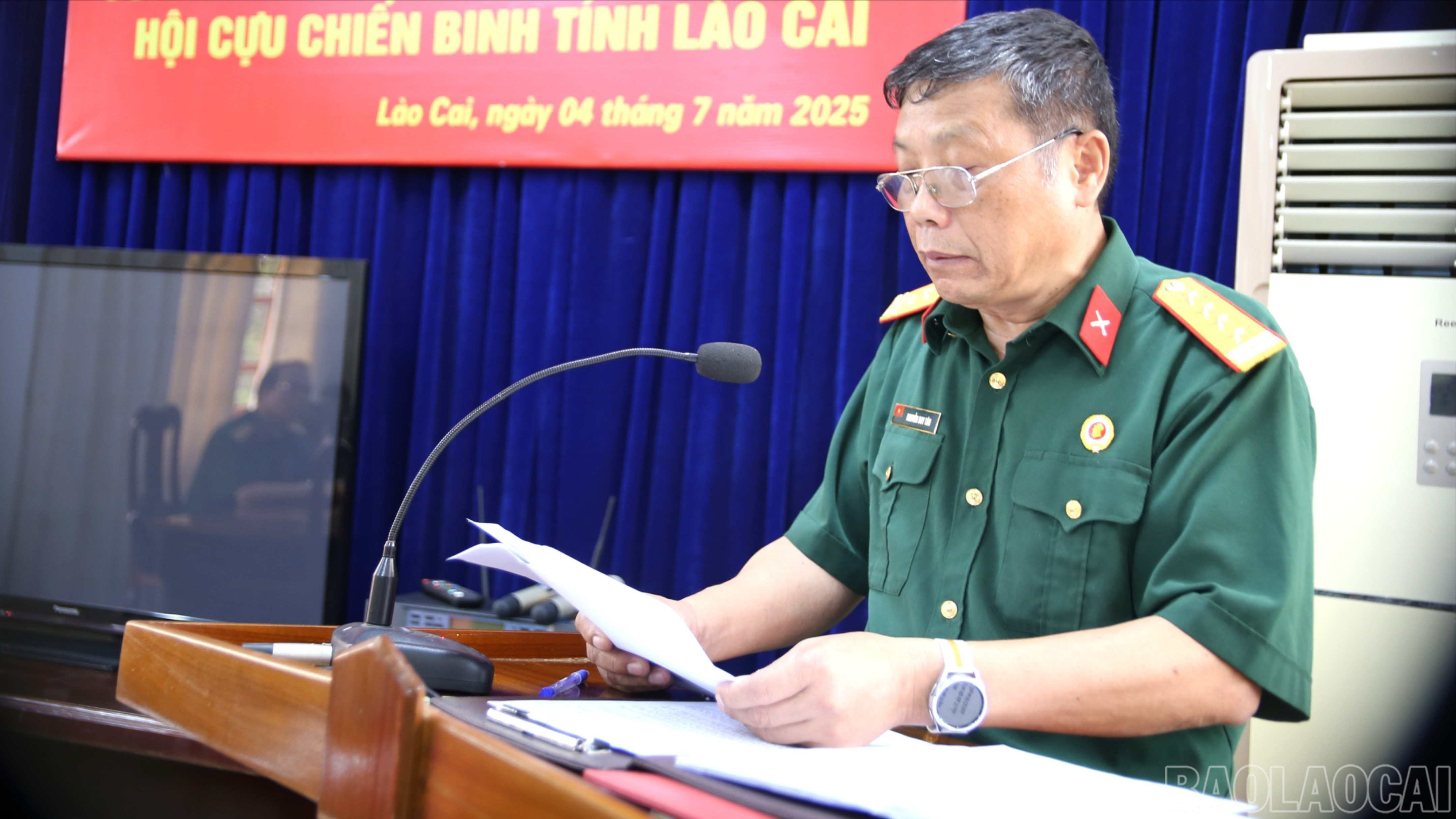 Đại diện Hội Cựu chiến binh tỉnh Lào Cai công bố các quyết thành lập. baolaocai-br_img-0838-6606-7086.jpg