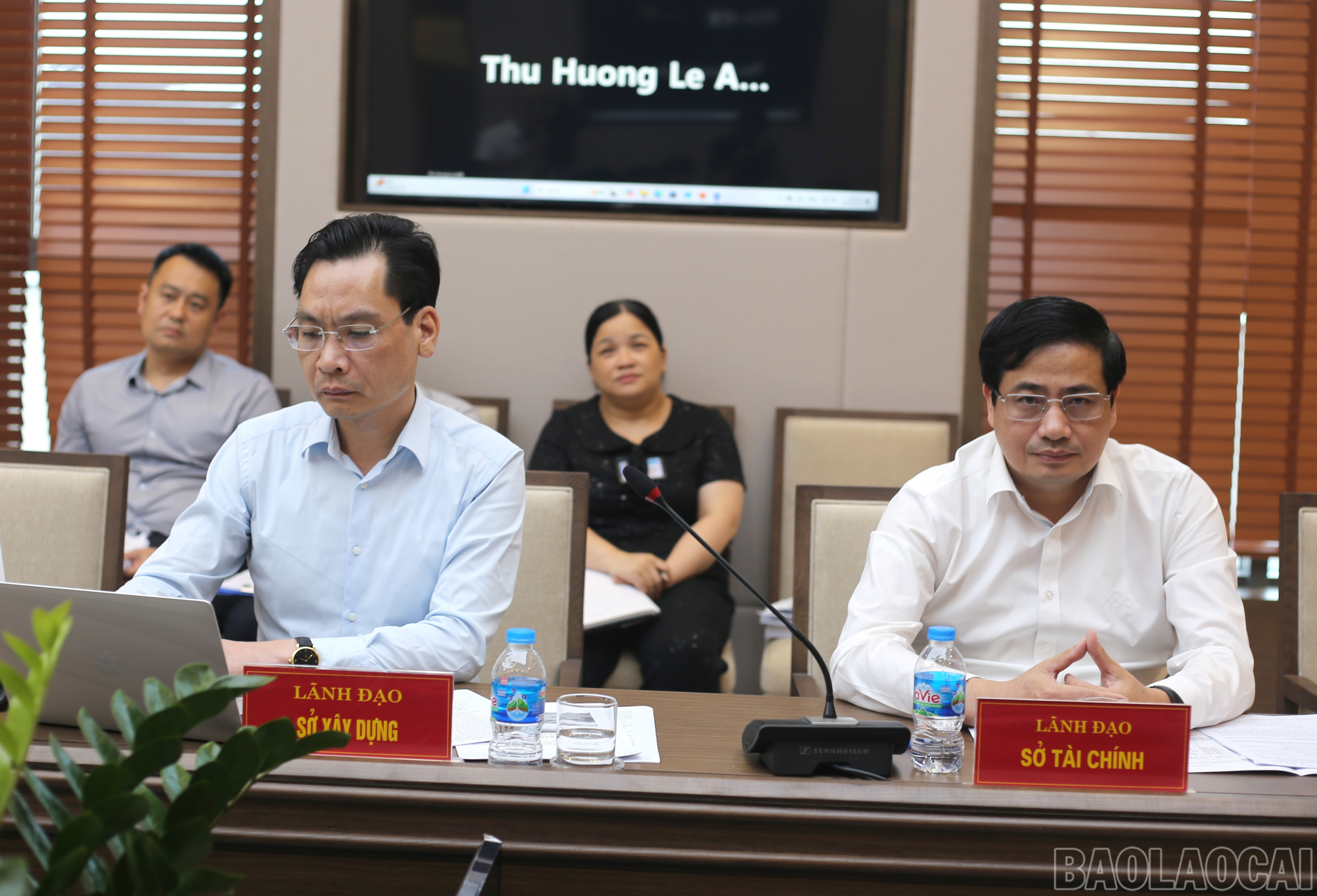 baolaocai-br_dai-bieu-tham-du-hop.jpg