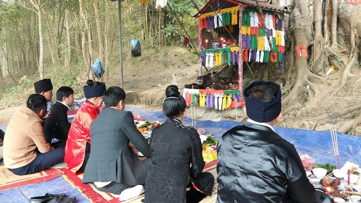 Lễ Xên Đông của người Thái ở Mường Lò. le-hoi-cung-rung-nguoi-thai-muong-lo.jpg