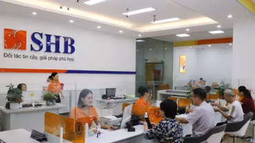Lý do tiền người dân gửi ngân hàng lập kỷ lục gần 11 triệu tỷ đồng