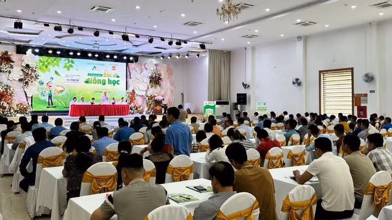 Chương trình mang đến kiến thức, giải pháp canh tác hiện đại và các hướng dẫn kỹ thuật cần thiết cho người nông dân Việt Nam.