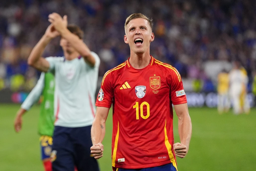 Dani Olmo có thể tới bến đỗ lớn hơn sau Euro 2024 (Ảnh: Getty).