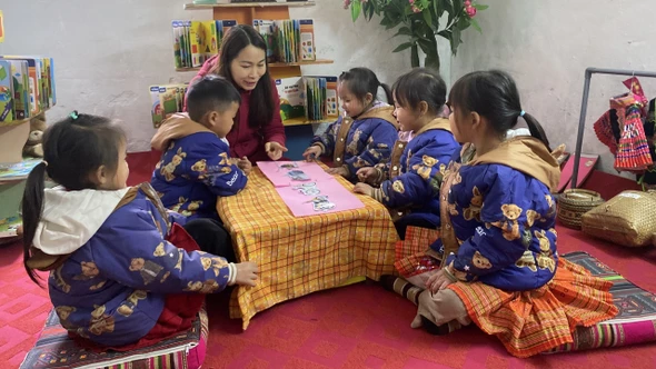 Lào Cai: Tăng cường dạy tiếng Việt cho học sinh dân tộc thiểu số