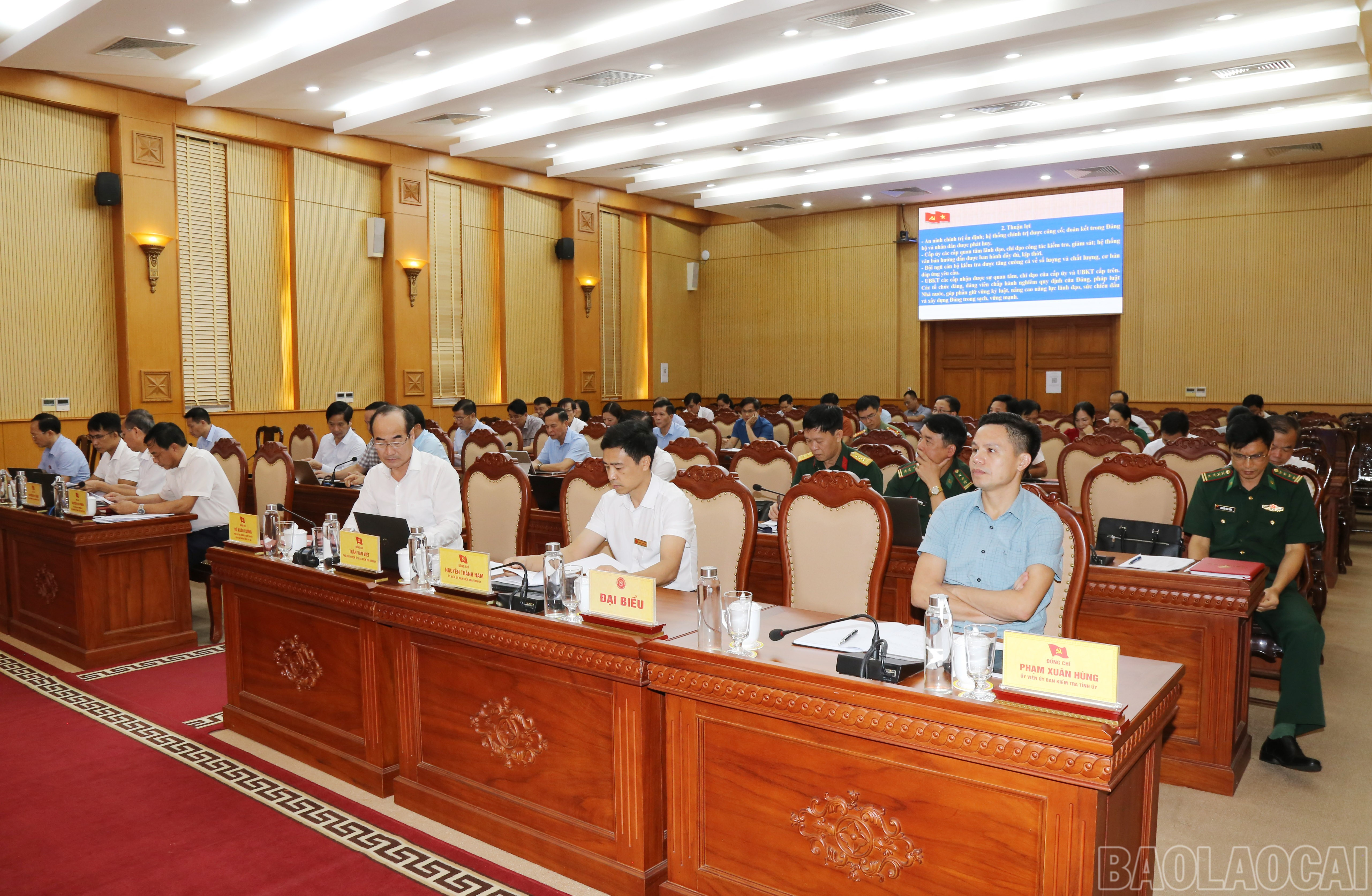 Đại biểu dự hội nghị. baolaocai-br_img-0138.jpg
