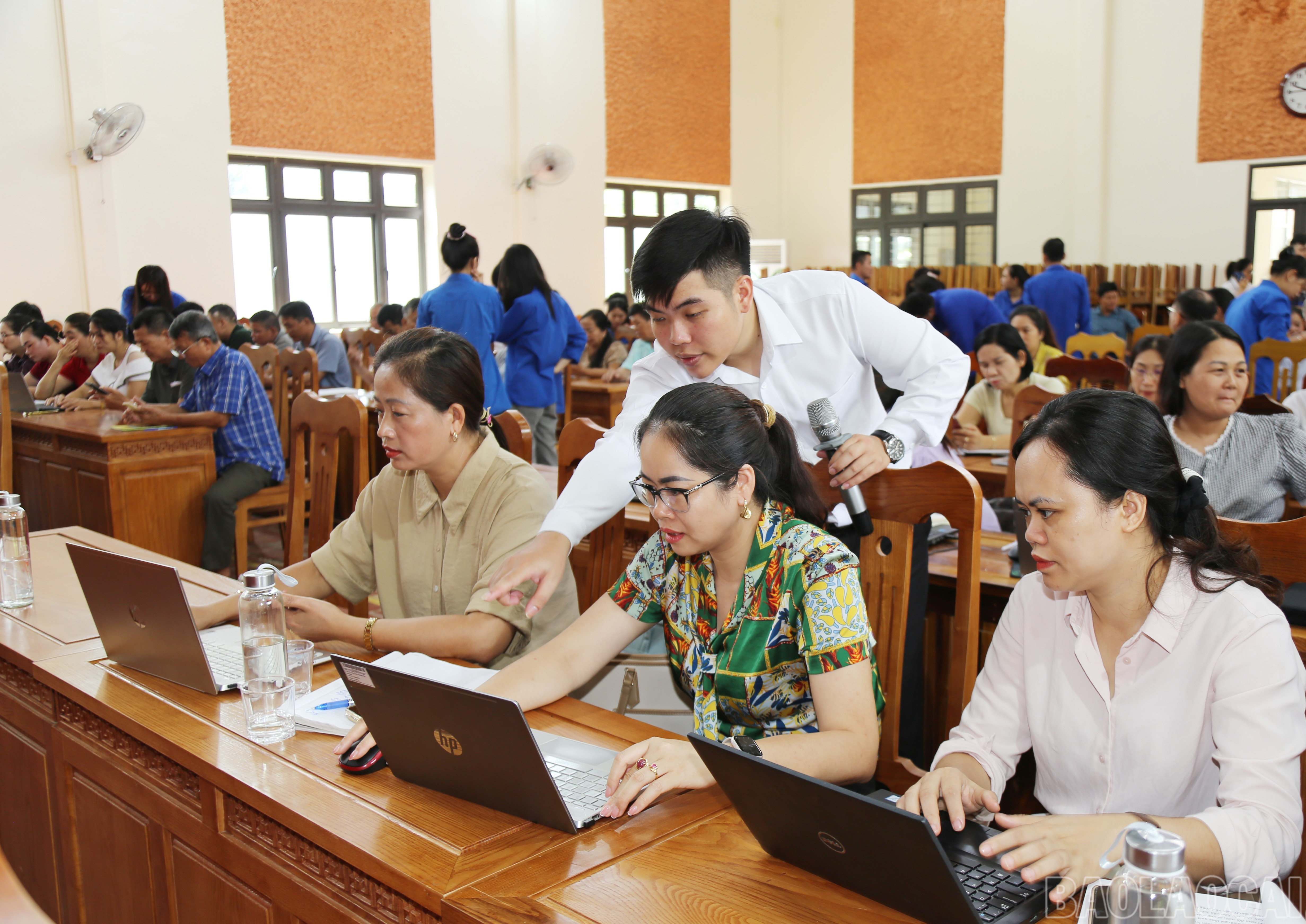 แนะนำเจ้าหน้าที่และประชาชนในการใช้งาน AI baolaocai-br_img-0540.jpg