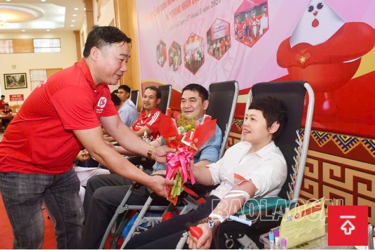 Chị Nguyễn Thị Thanh Vân có 11 năm gắn bó với phong trào hiến máu tình nguyện. afacebedb71c02425b0d.jpg