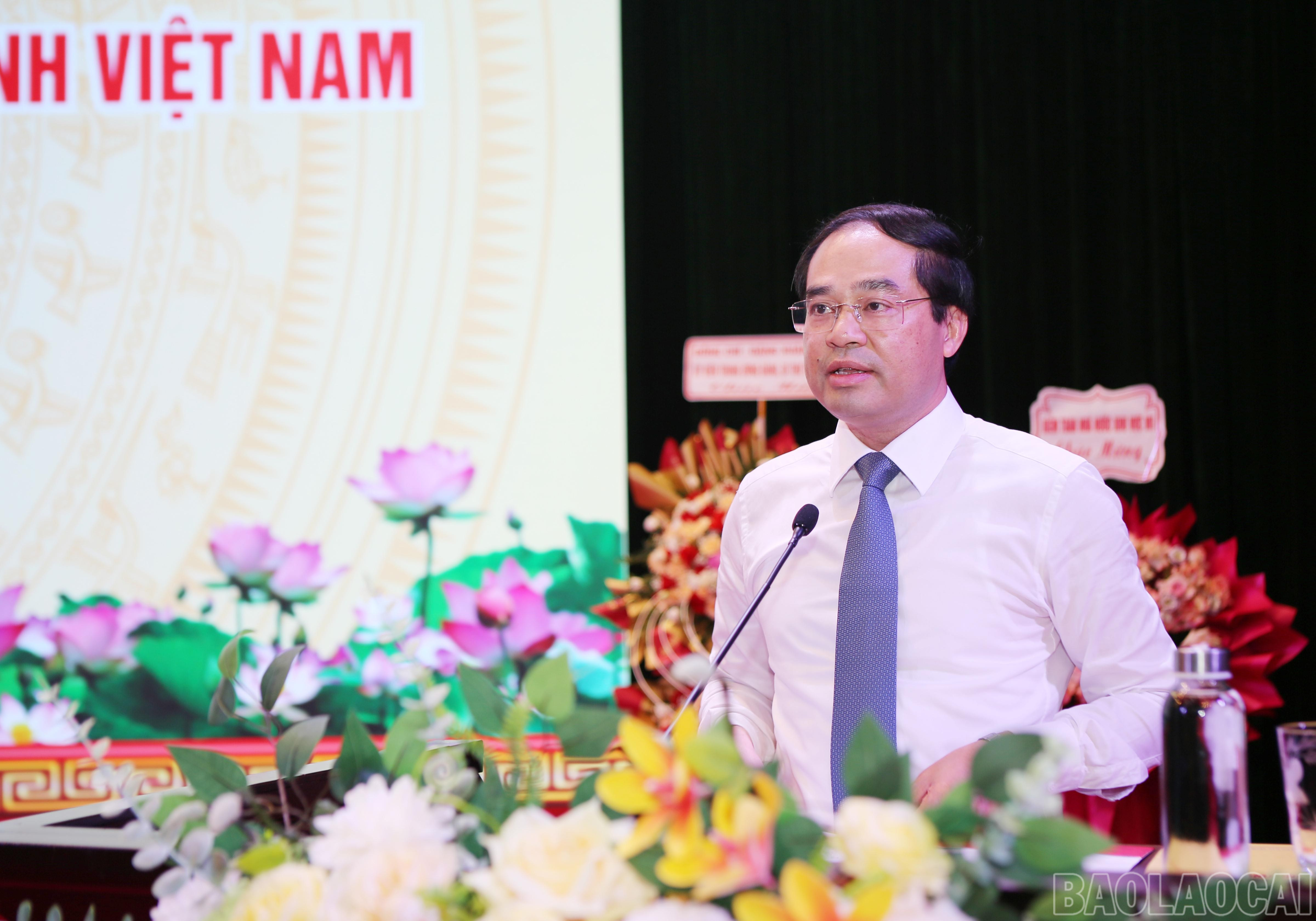 Đồng chí Trịnh Xuân Trường, Bí thư Tỉnh ủy, Chủ tịch HĐND tỉnh phát biểu chỉ đạo tại buổi gặp mặt. baolaocai-br_f97bcaf43063b83de172.jpg