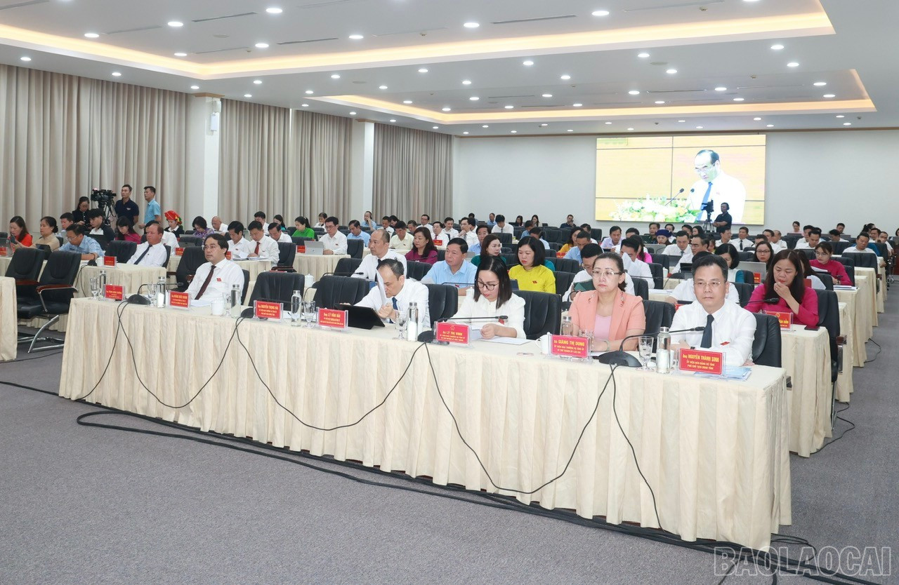 Đại biểu dự kỳ họp thứ 31, HĐND tỉnh khóa XVI. baolaocai-br_0307237ff76640381977.jpg